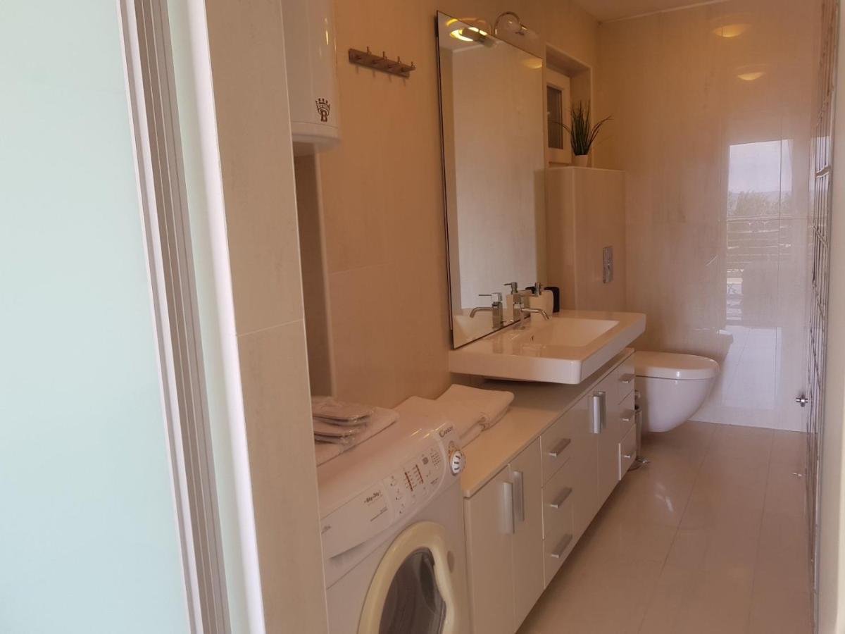 Apartments Fontana Zambratija Экстерьер фото