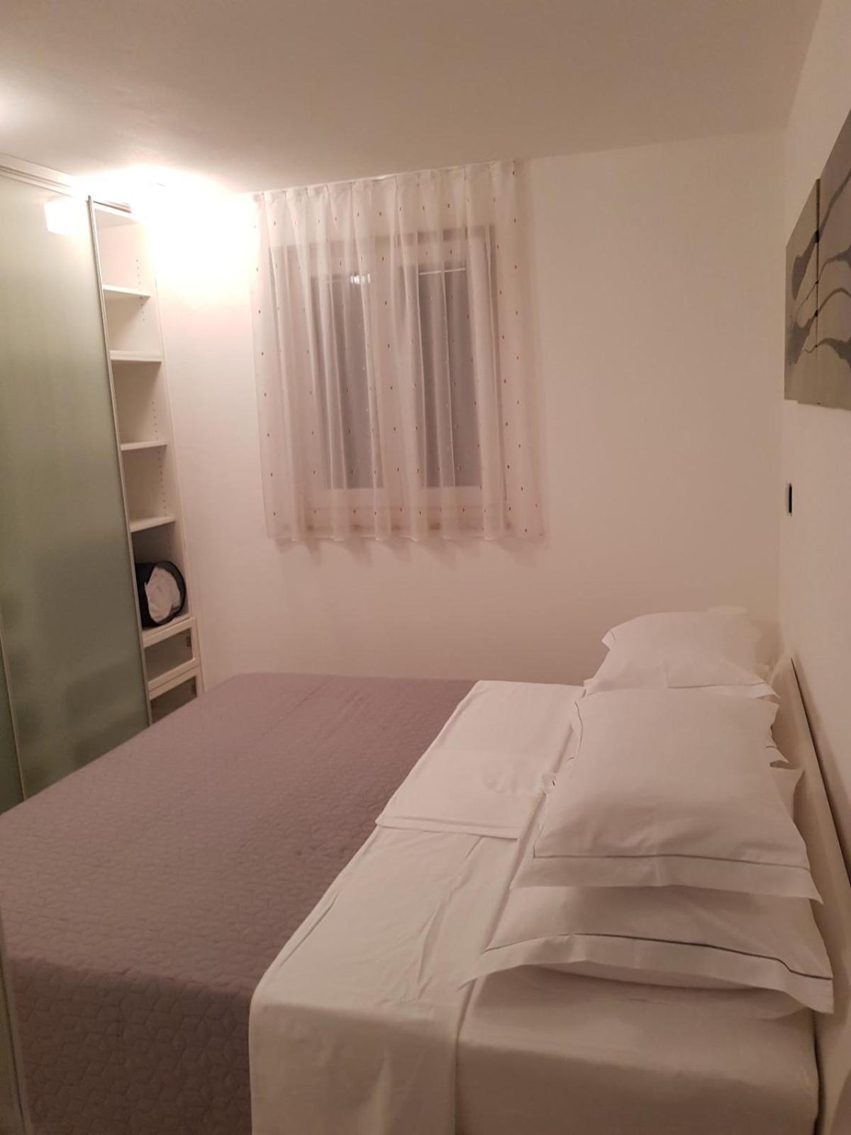 Apartments Fontana Zambratija Экстерьер фото
